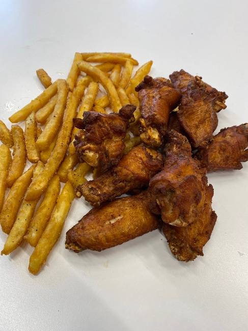 10 PC CHICKEN WINGS - RANCH DRESSING