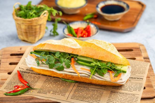 13) Paté & Steamed Pork-Roll Sandwich (Pate Chả)