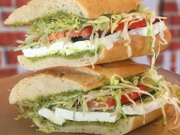 #26 Caprese Sandwich(V)
