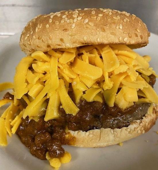 #3. Hamburger w/ Chili & Cheese