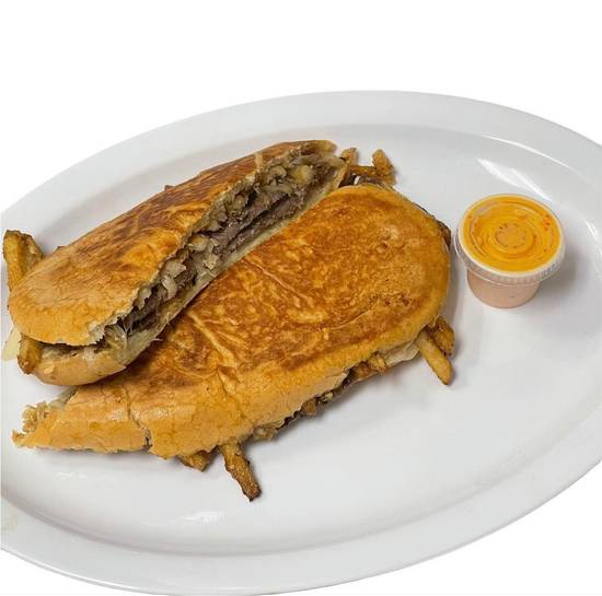 #4. Pan Con Bistec (Cuba's Favorite)