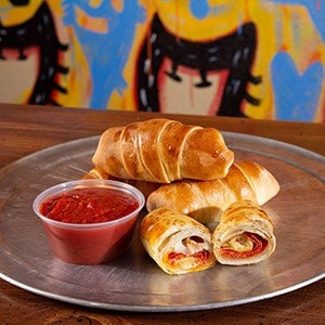 4 Pieces Cheese Pizza Roll.