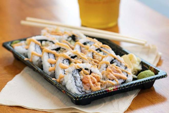 (5 Pecs) Spicy Salmon Roll