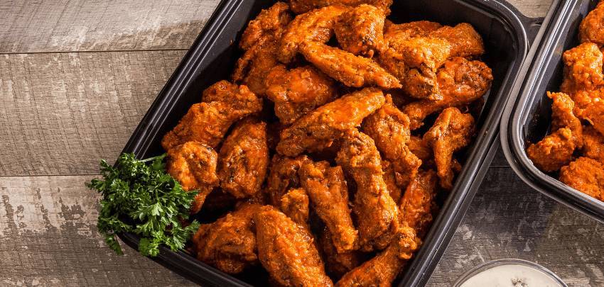 50 BUFFALO WINGS