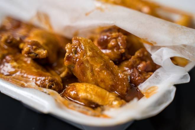 8 Wings