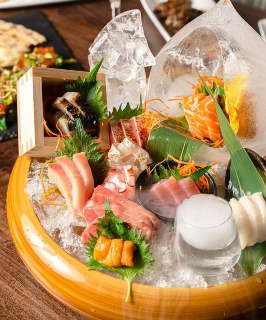 9 KINDS SASHIMI (SU/COM)