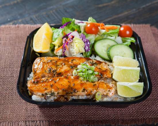 #9 Salmon Specialty Plate