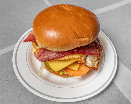American Burger (Egg & Bacon)