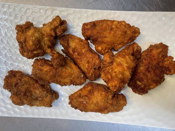 B11. Fried Chicken Wings 炸雞翅