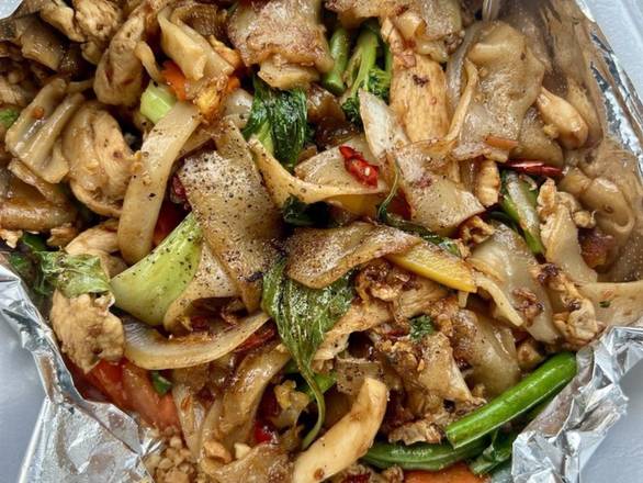 (B5) Pad Khee Mao
