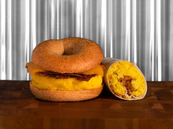 BACON & CHEDDAR SANDWICH