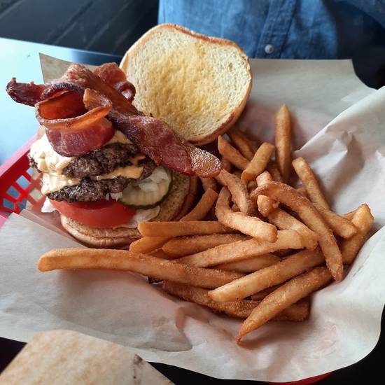 Bacon Cheeseburger