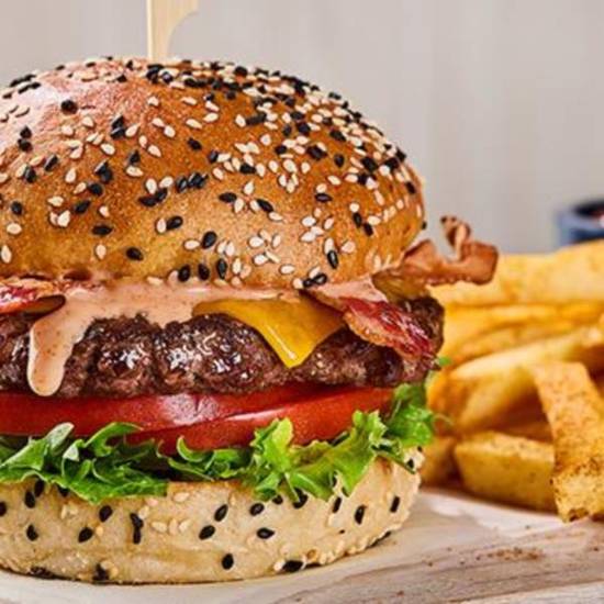 Bacon Cheeseburger**