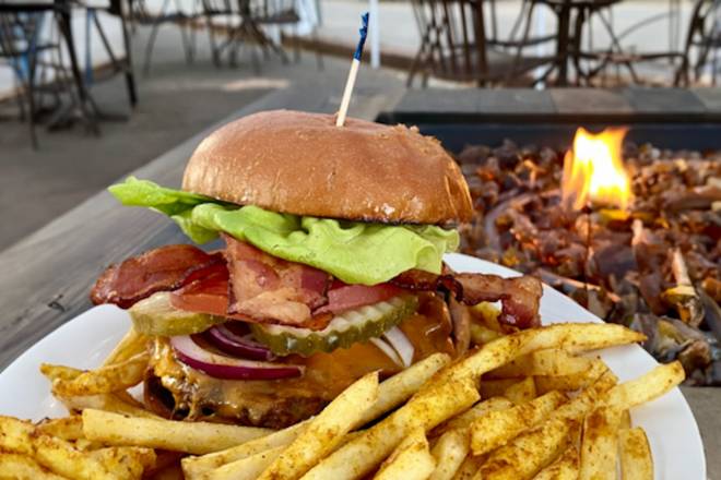 Bacon Cheeseburger