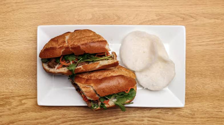 Banh Mi (Classic Vietnamese Sandwich)