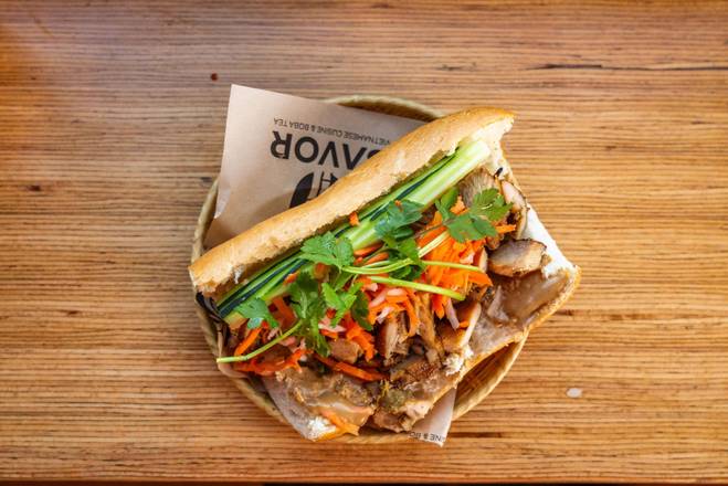 BBQ Five Spice Chicken Bánh Mì
