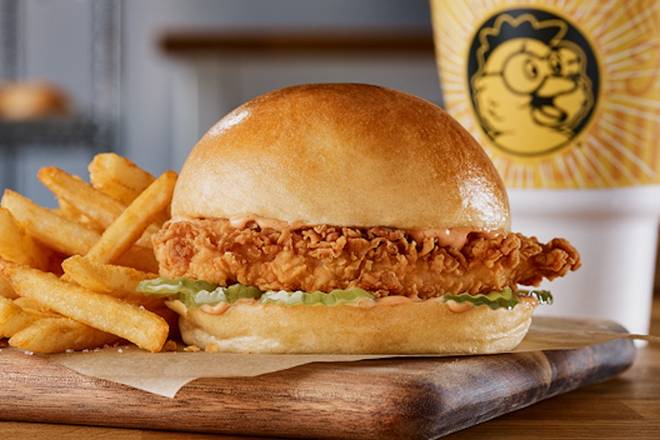Big & Golden Chicken Sandwich Entree