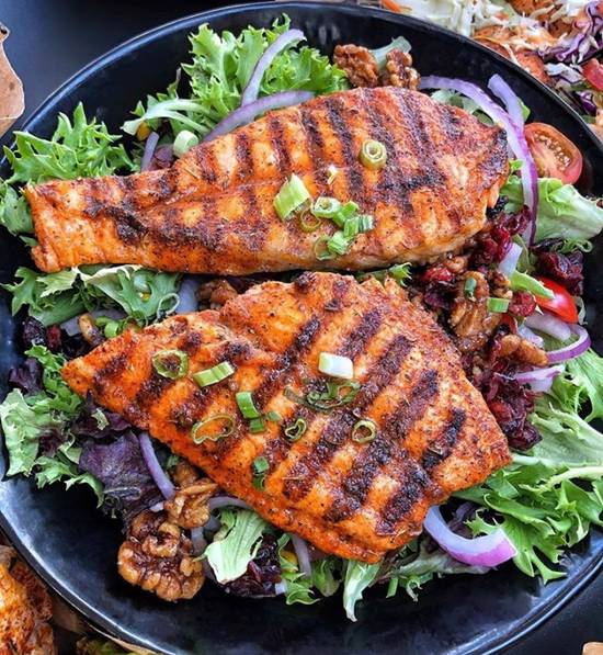 BLACKENED SALMON SALAD