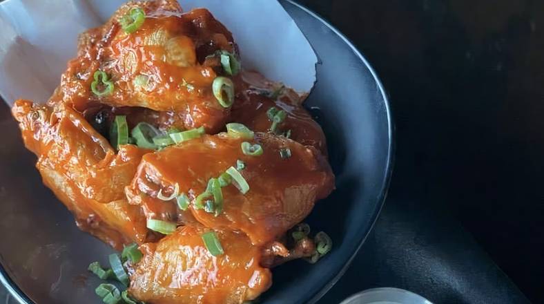 Bone in Wings (10 pcs)