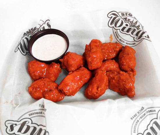 BONELESS WINGS