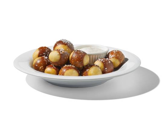 Buffalo Chicken Pretzel Bites