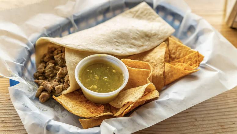 Burrito Chile Verde (Carne) / Green Chile (Beef) Burrito