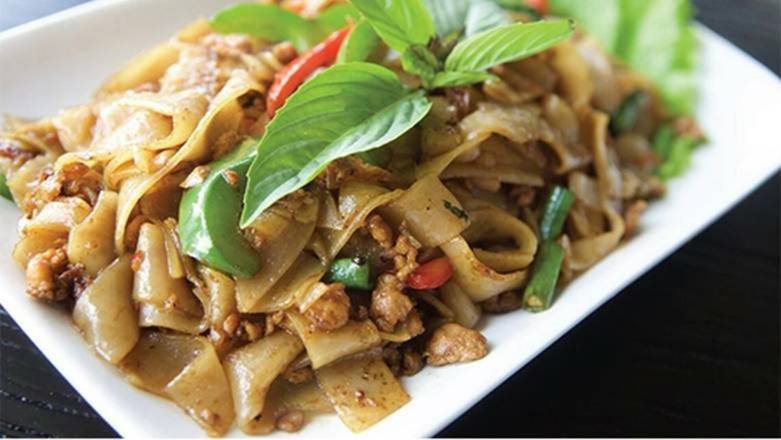 C03. Pad Kee Mao Noodle