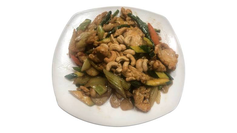 Cashew Chicken (腰果雞çƒ)