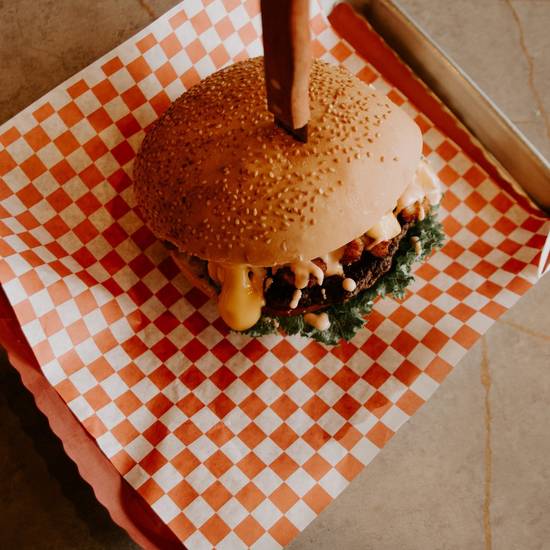 Casper War Burger