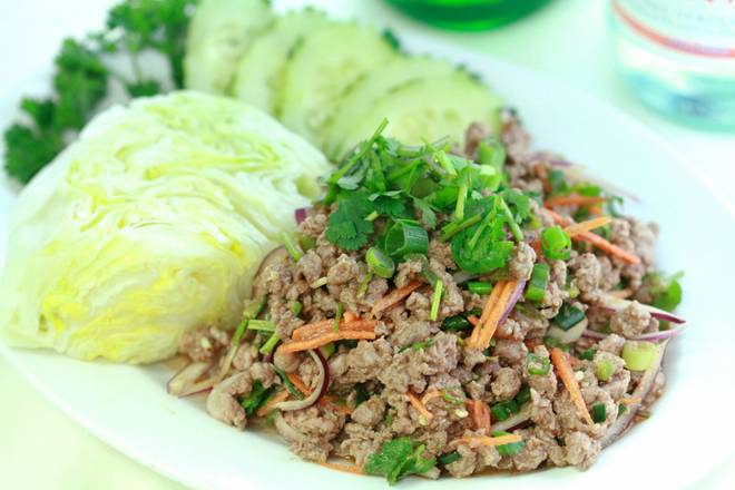 Certified Angus Larb Beef Salad - à¸¥à¸²à¸šà¹€à¸™à¸·à¹‰à¸­