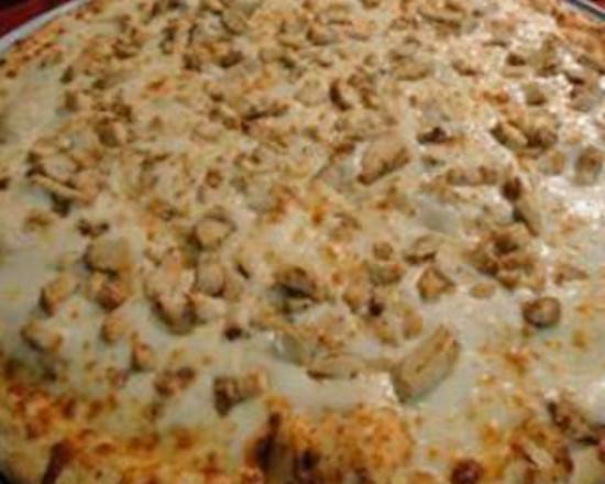 Chicken Alfredo Pizza