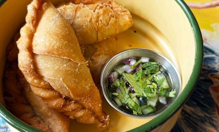 Chicken Curry Puffs