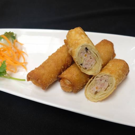Chicken Egg Rolls (3 pcs)