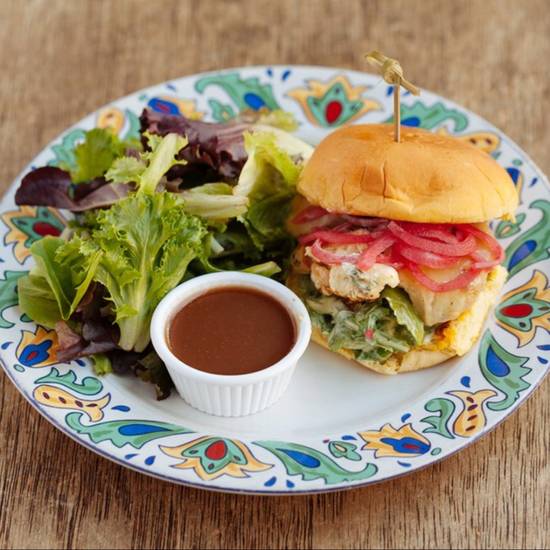 CHICKEN & PESTO SANDWICH