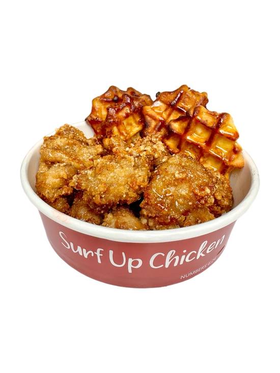 CHICKEN & WAFFLES