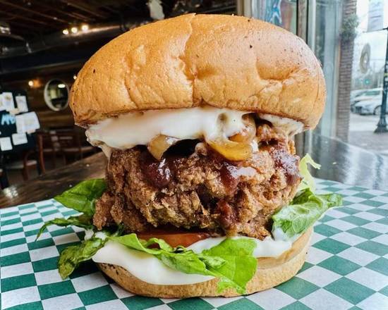 Chik'n Fried "Steak" Burger