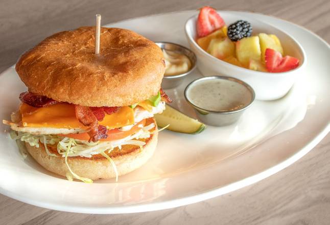Cilantro Ranch Chicken Sandwich GF