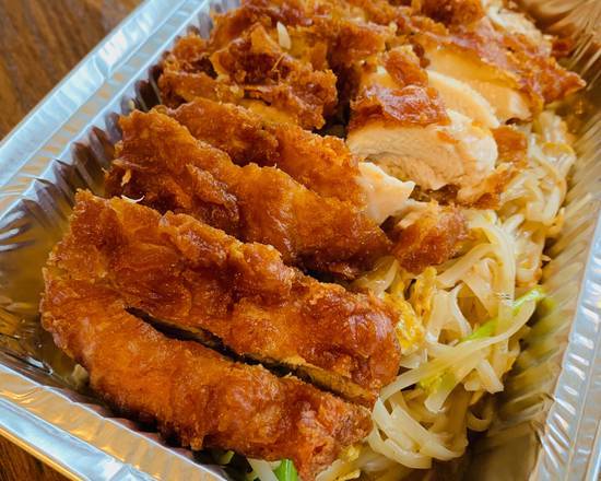 Crispy Chicken Pad Thai