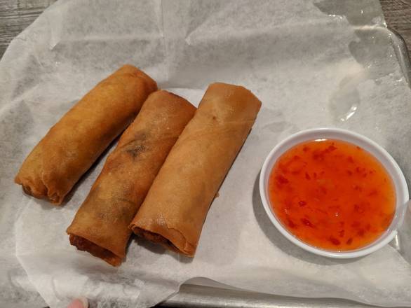 Crispy Egg Rolls (4 pcs)