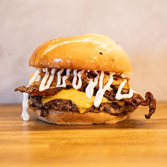 CRISPY ONION SINGLE BURGER