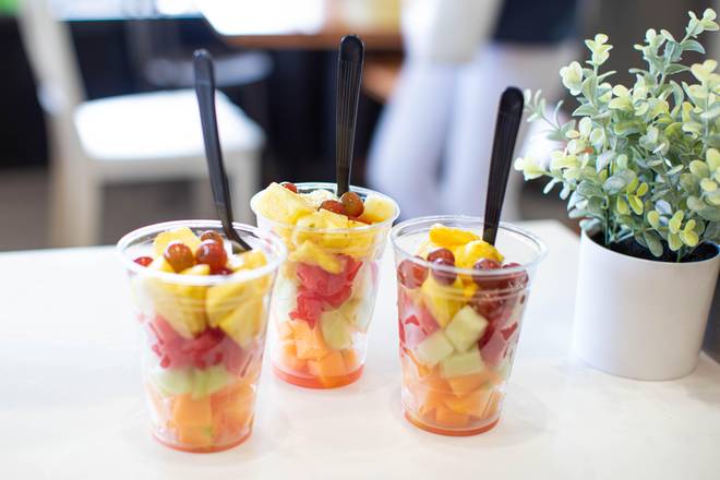 Cup of Fruit 16 oz