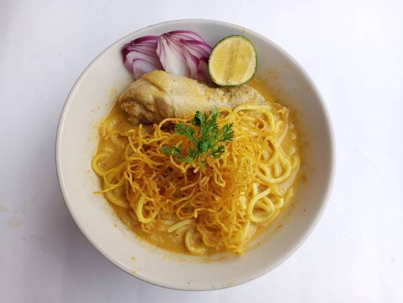 Curry Chicken Noodle - ข้าวซà¸à¸¢à¹„à¸à¹ˆ
