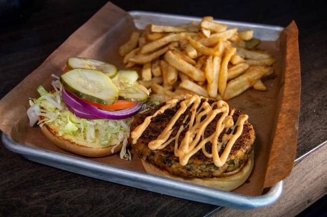 Doc's Smoked Veggie Burger
