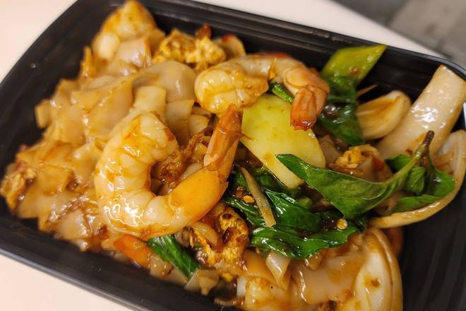 Drunken Noodle Dinner
