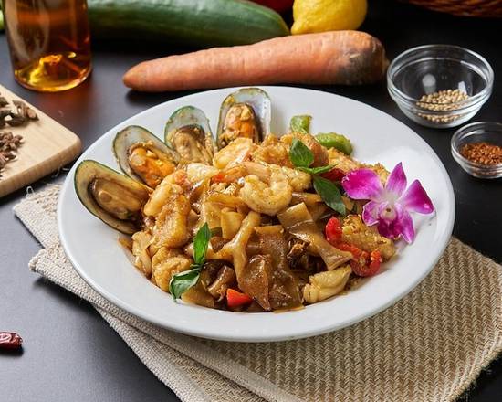 Drunken Noodle