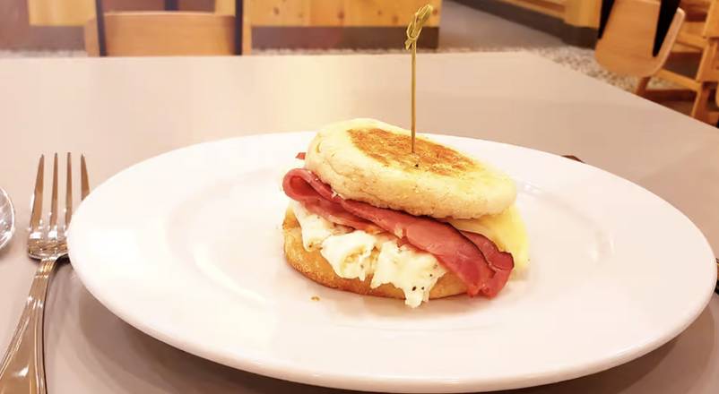 Egg White and Turkey Bacon