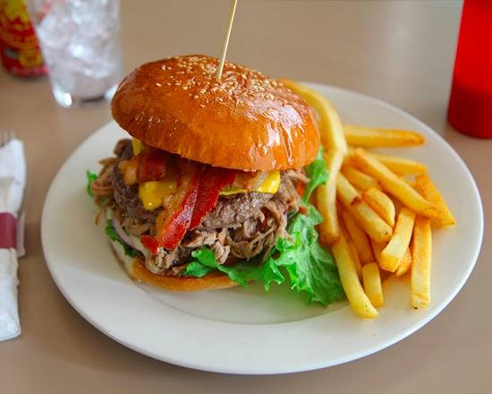 El Cubanito Burger