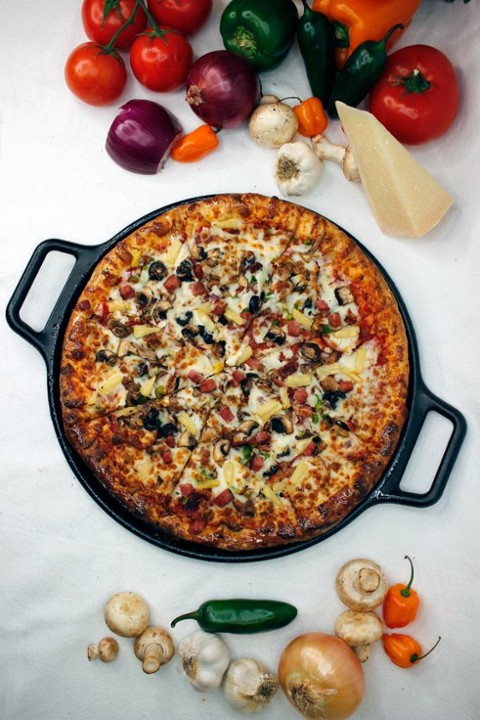 Extravaganza Pizza Feast