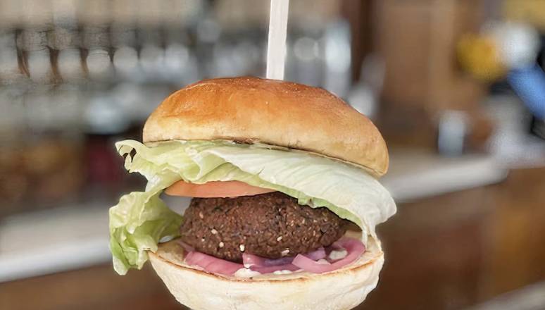 Falafel Burger