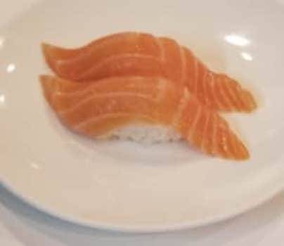 Fresh Salmon Sushi